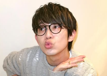 川崎鷹也