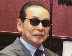 タモリ