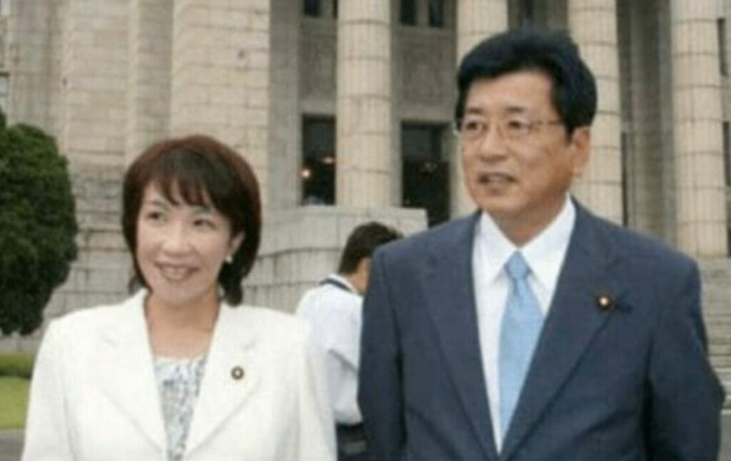 高市早苗と山本拓
