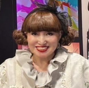 黒柳徹子