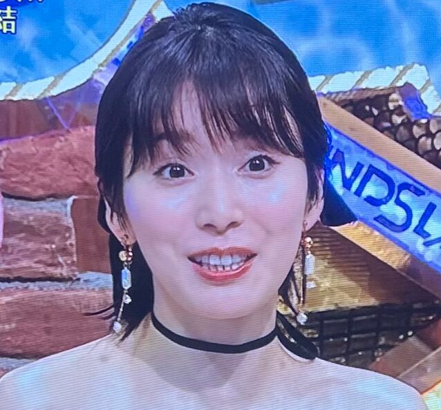 松岡茉優