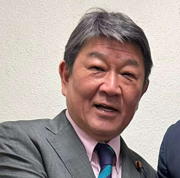 茂木敏充