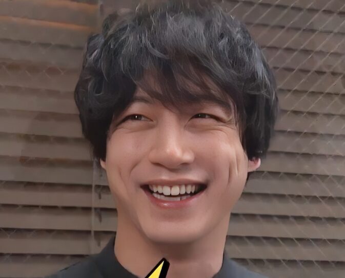 坂口健太郎