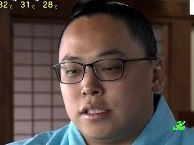 琴栄峰
